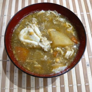 残ったカレーで卵スープ